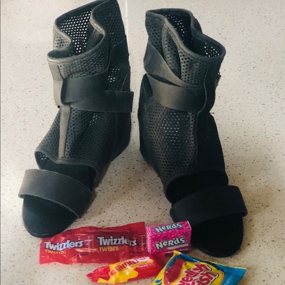 80/20% olive wedge sandals - Picture 1 of 8